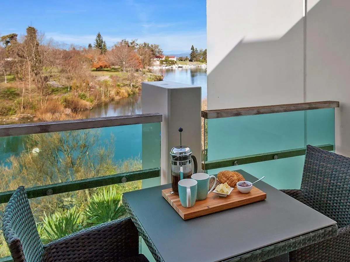 The Mooring - Taupo Waterfront Apartment New Zealand